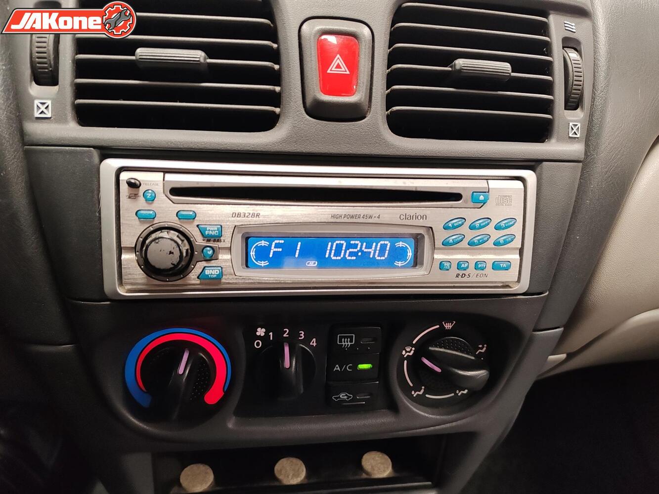 Nissan Almera vaihtoauto
