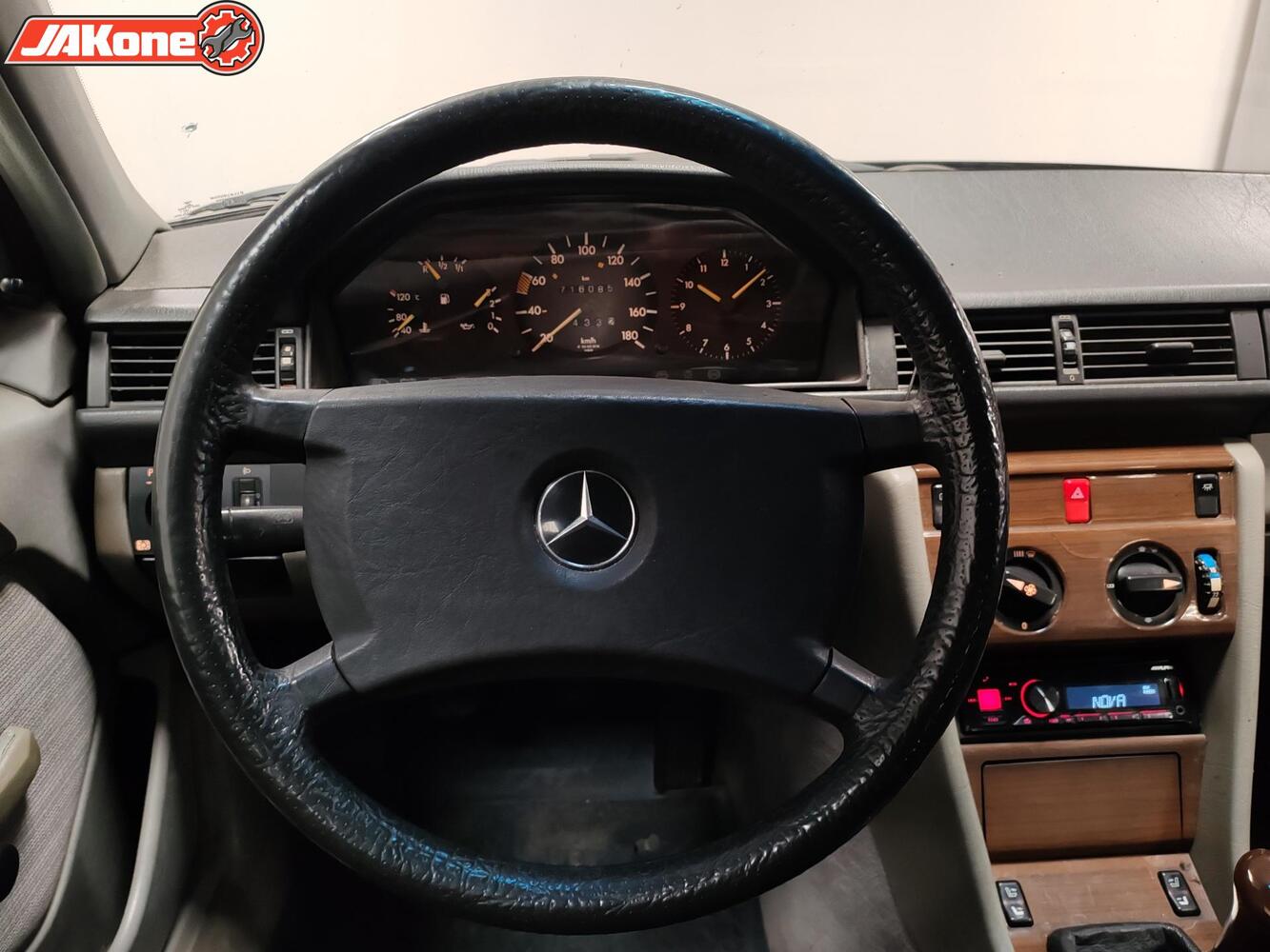 Mercedes-Benz 200 vaihtoauto