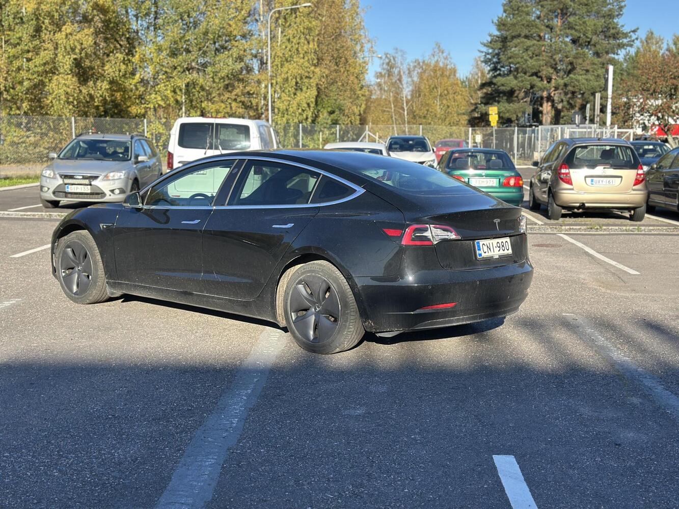 Tesla Model 3 vaihtoauto