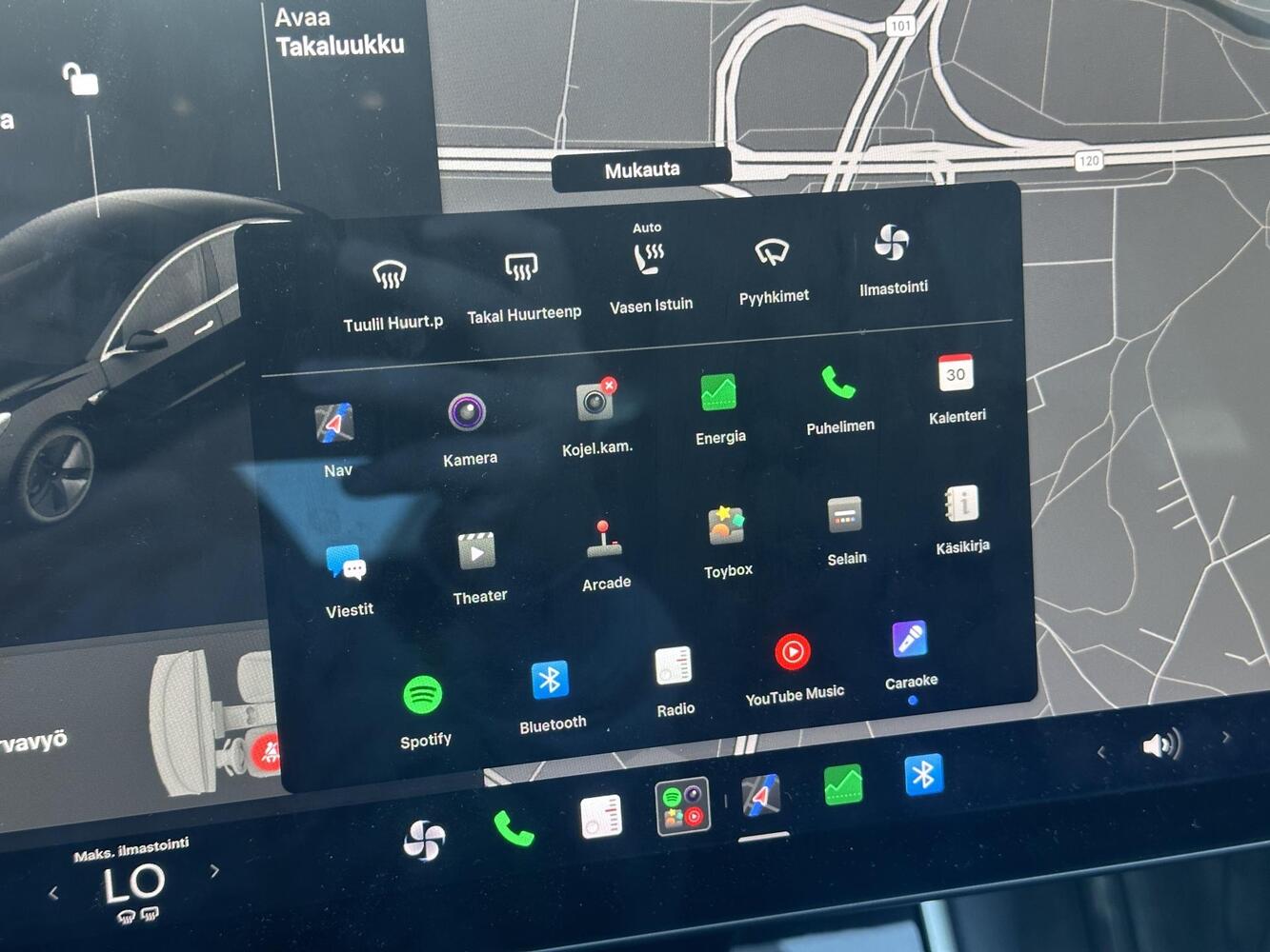Tesla Model 3 vaihtoauto