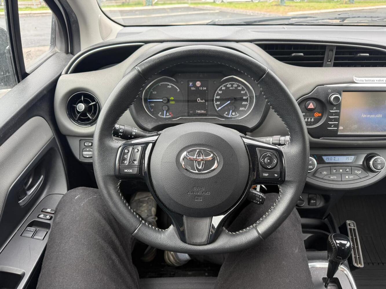 Toyota Yaris vaihtoauto