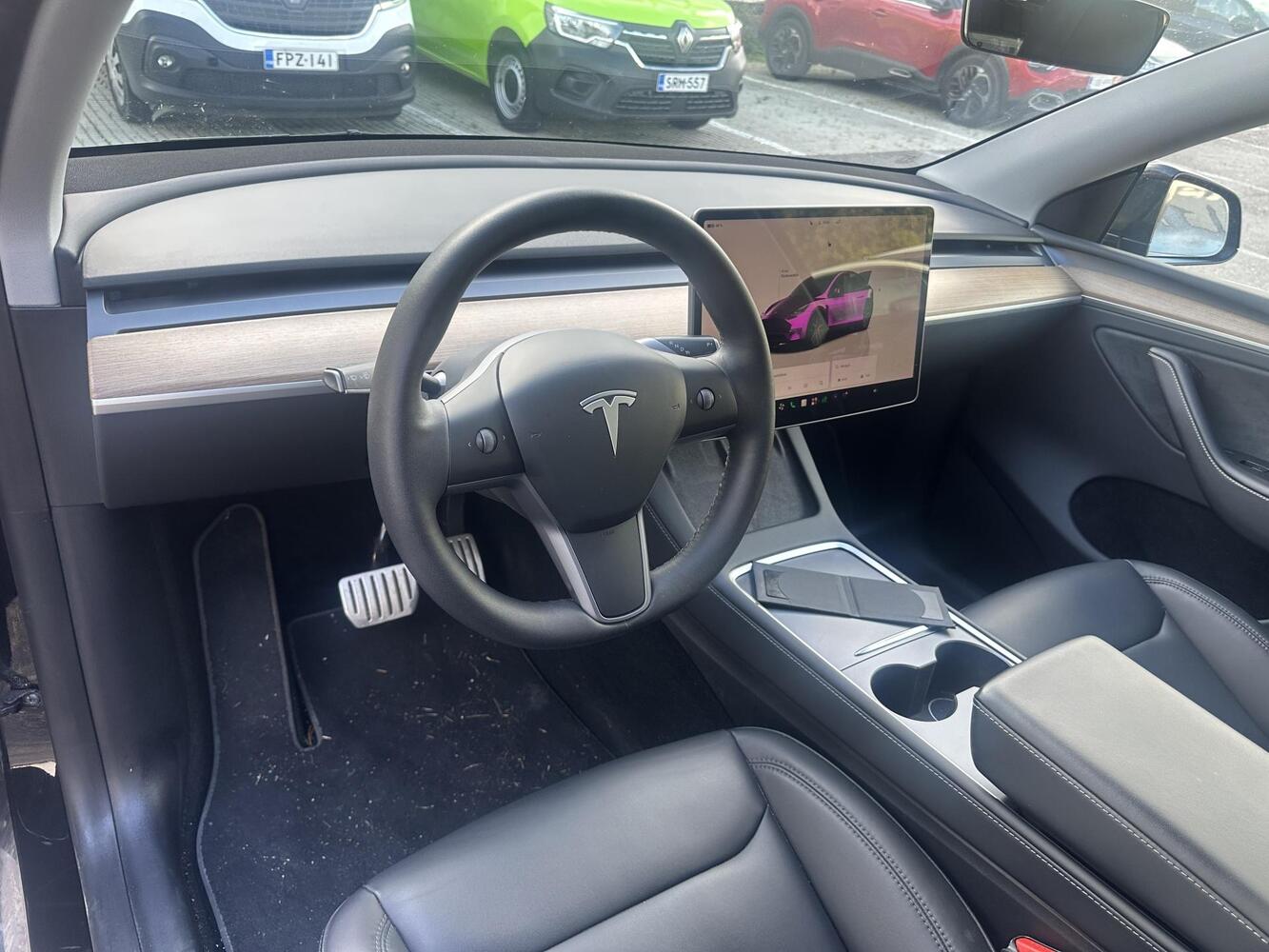 Tesla Model Y vaihtoauto