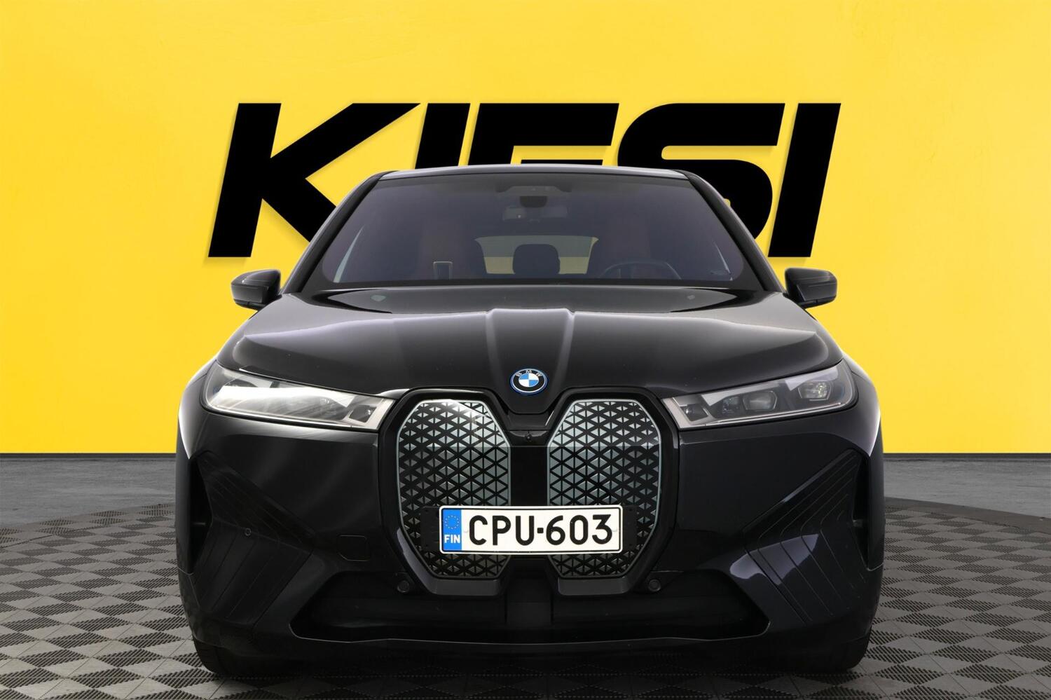 BMW iX vaihtoauto