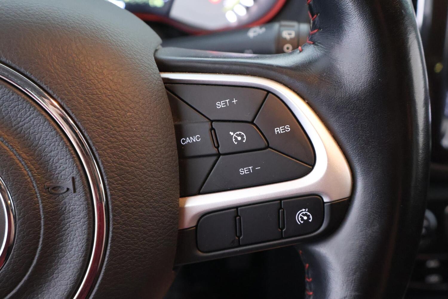 Jeep Compass vaihtoauto