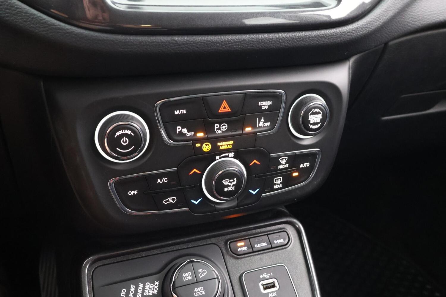 Jeep Compass vaihtoauto