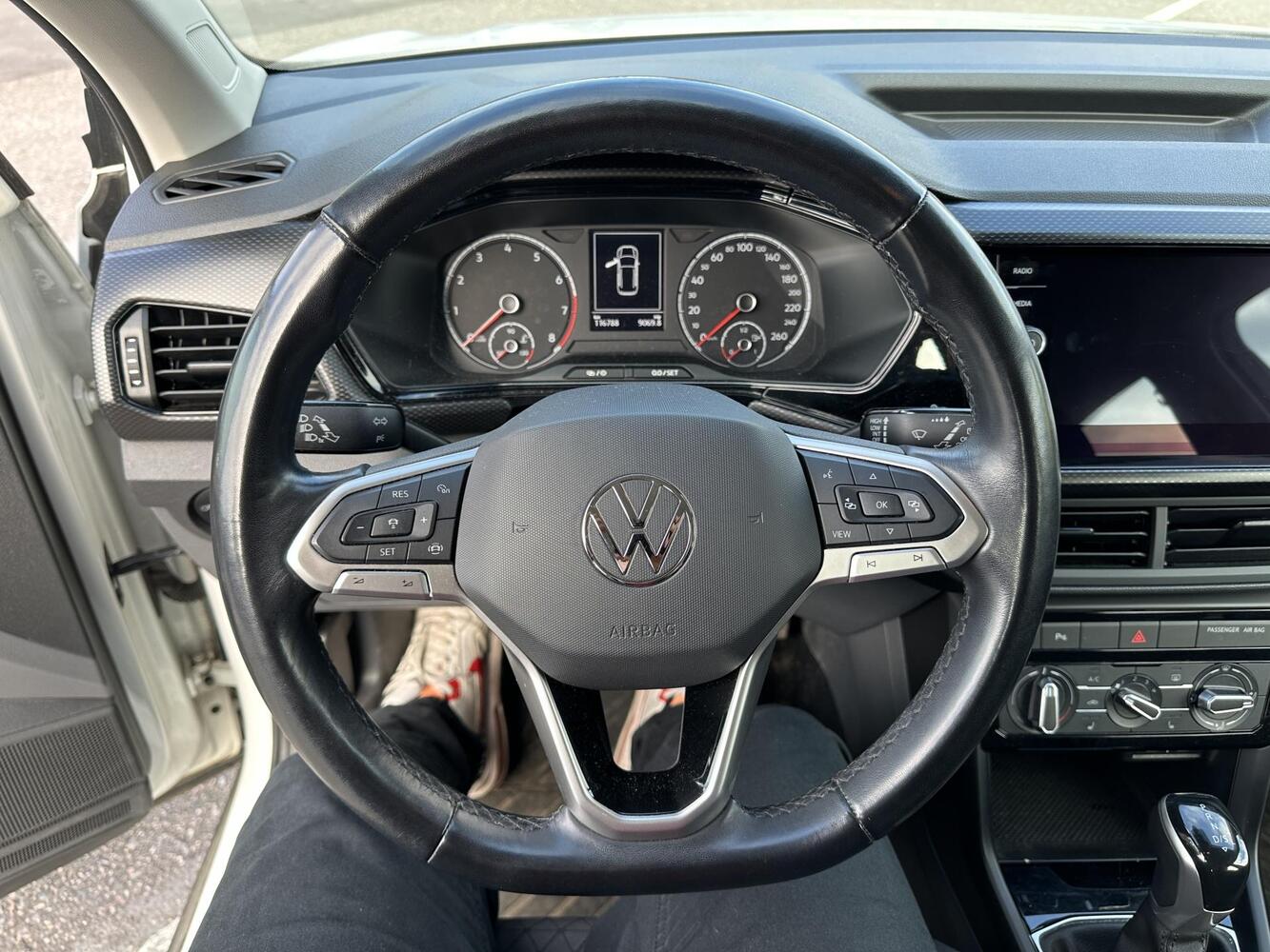 Volkswagen T-Cross vaihtoauto