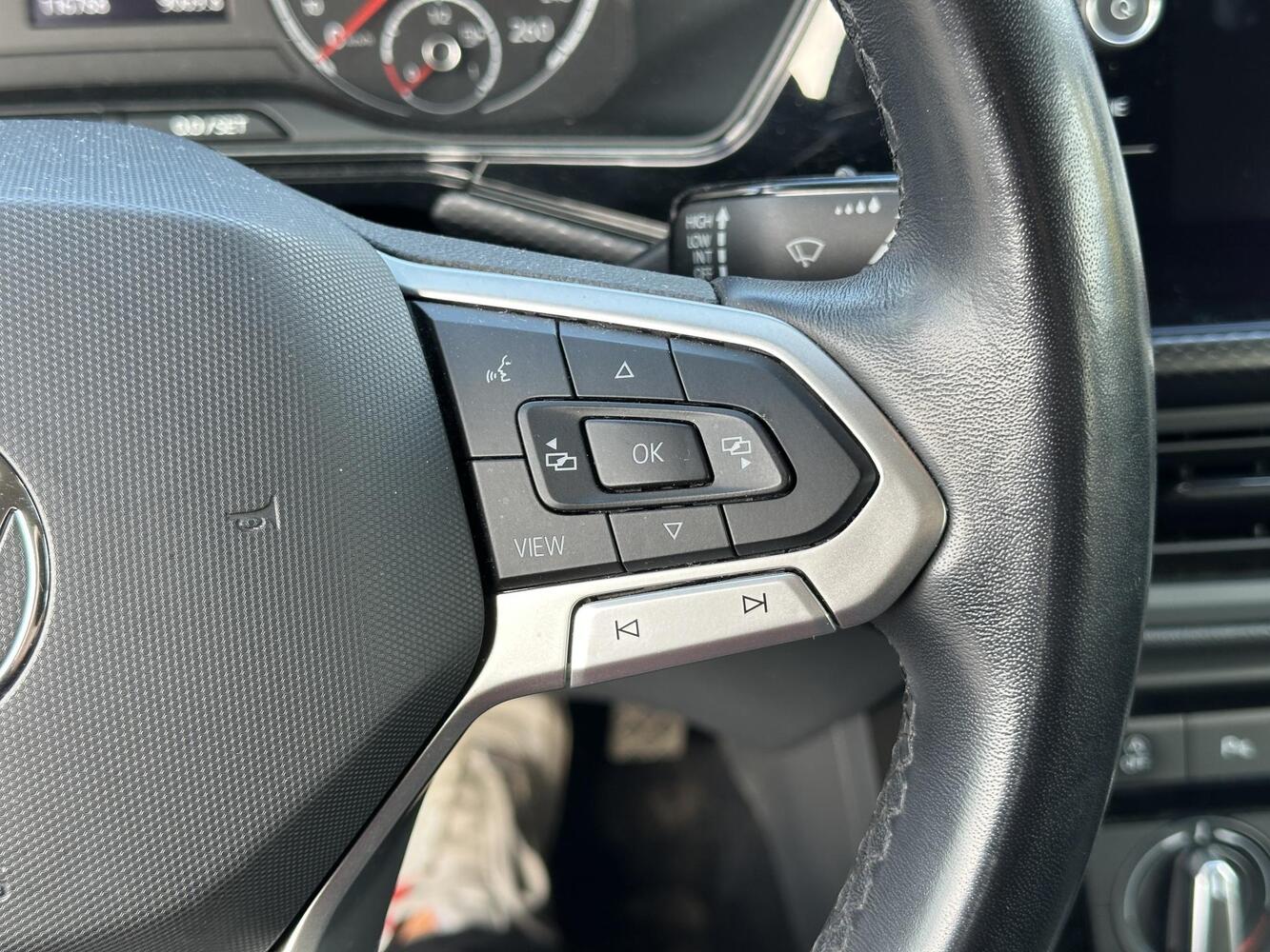 Volkswagen T-Cross vaihtoauto