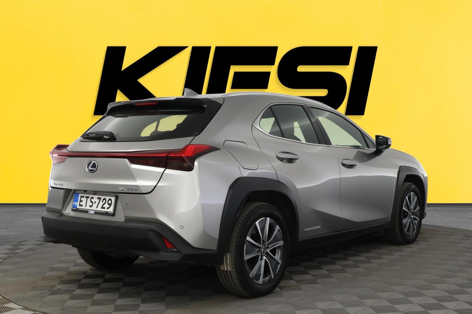 Lexus UX vaihtoauto
