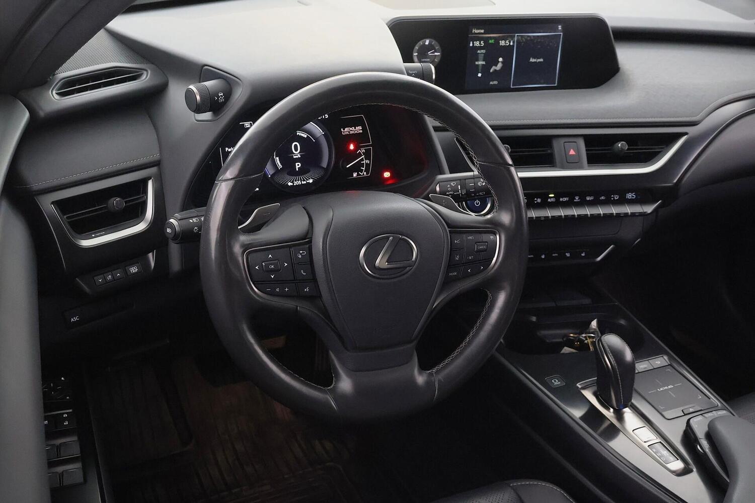 Lexus UX vaihtoauto