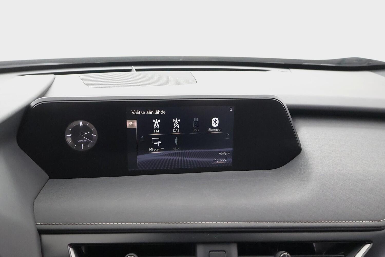 Lexus UX vaihtoauto