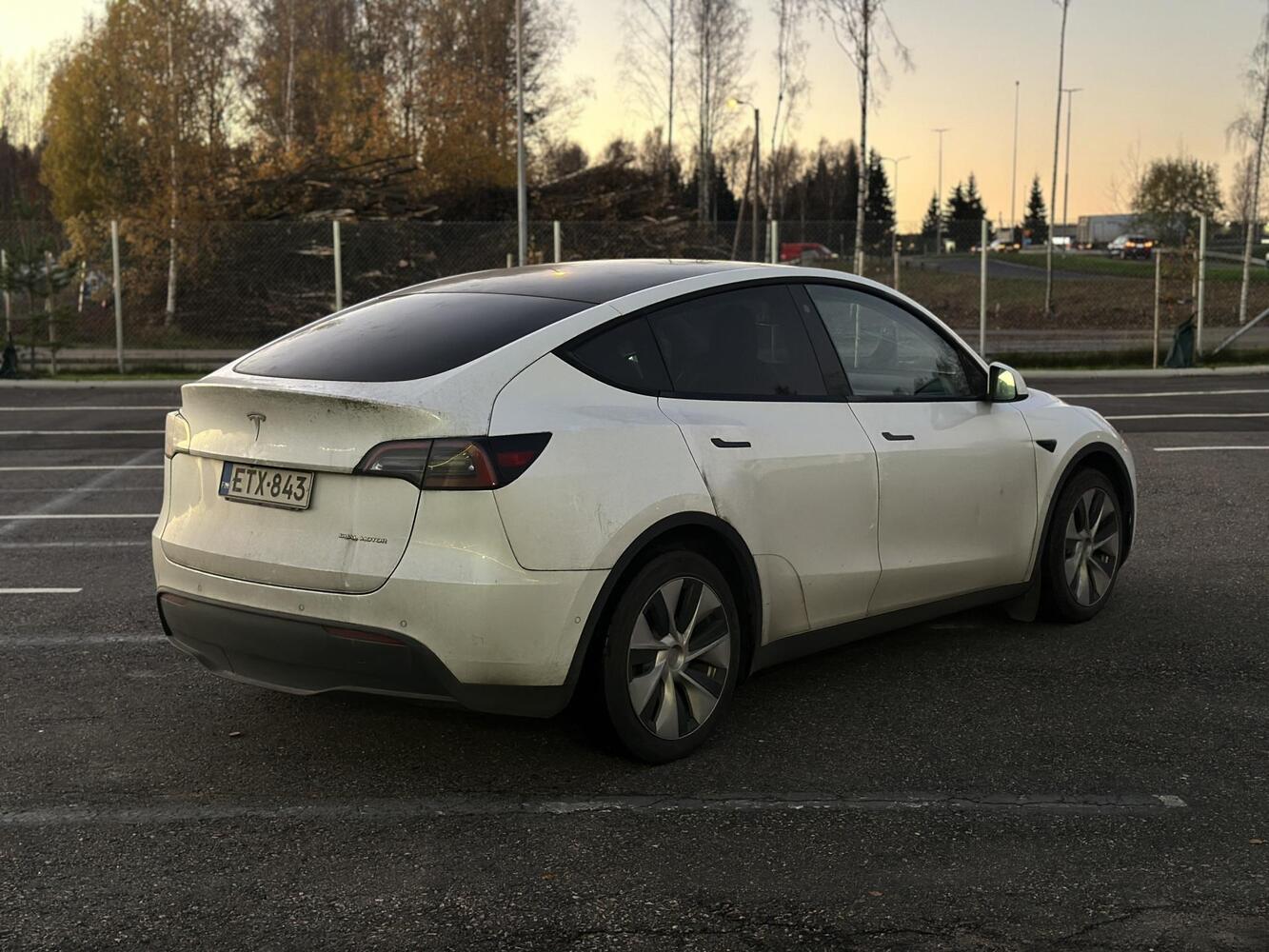 Tesla Model Y vaihtoauto