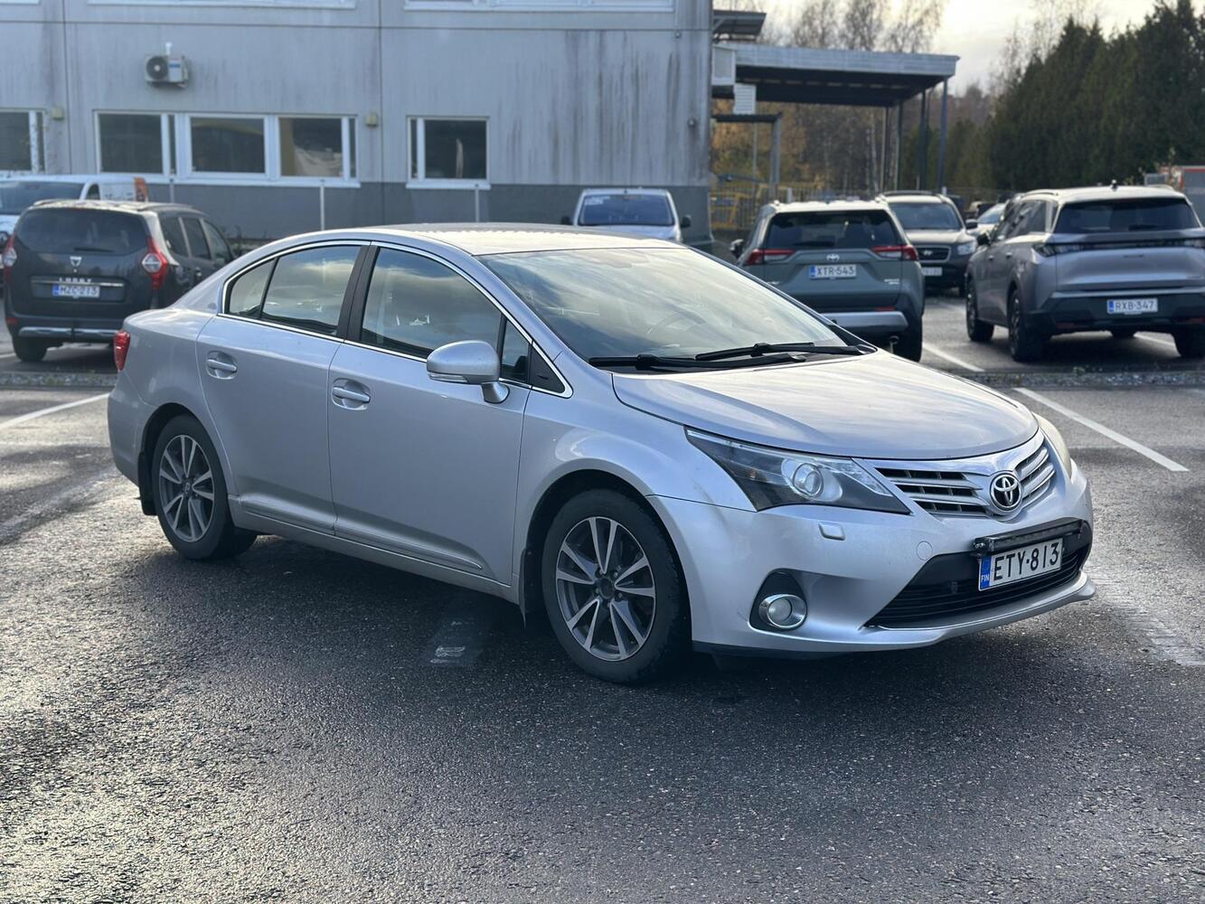 Toyota Avensis vaihtoauto