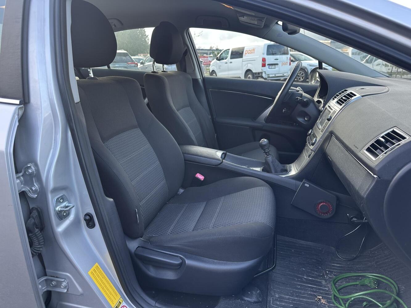 Toyota Avensis vaihtoauto