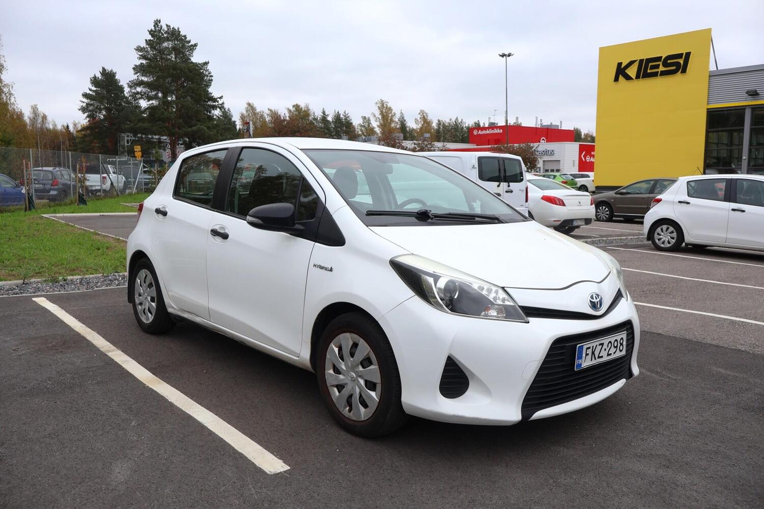 Toyota Yaris vaihtoauto