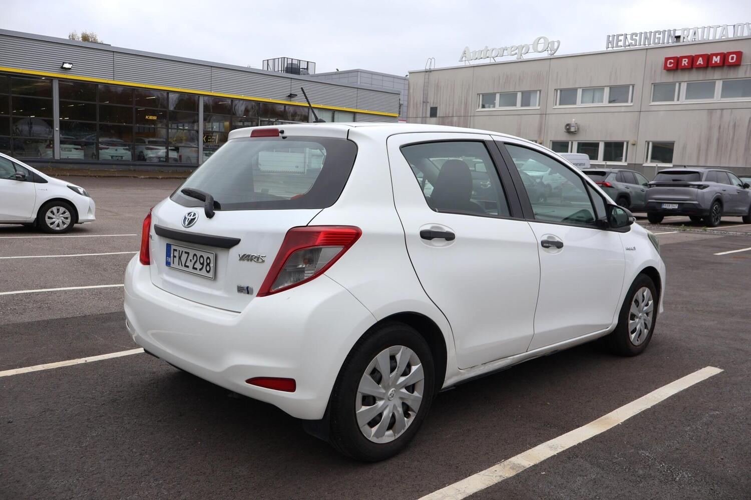 Toyota Yaris vaihtoauto