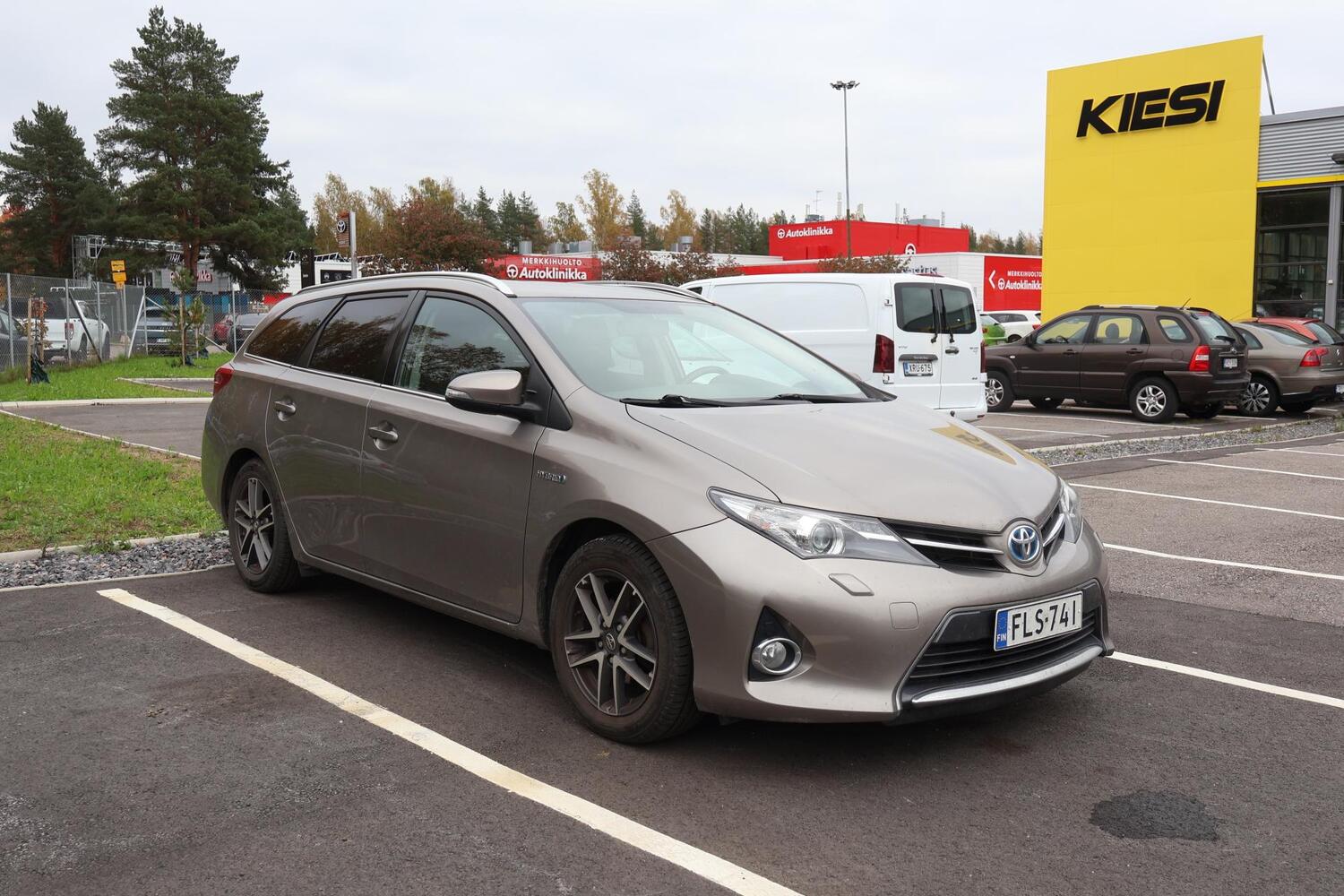 Toyota Auris vaihtoauto