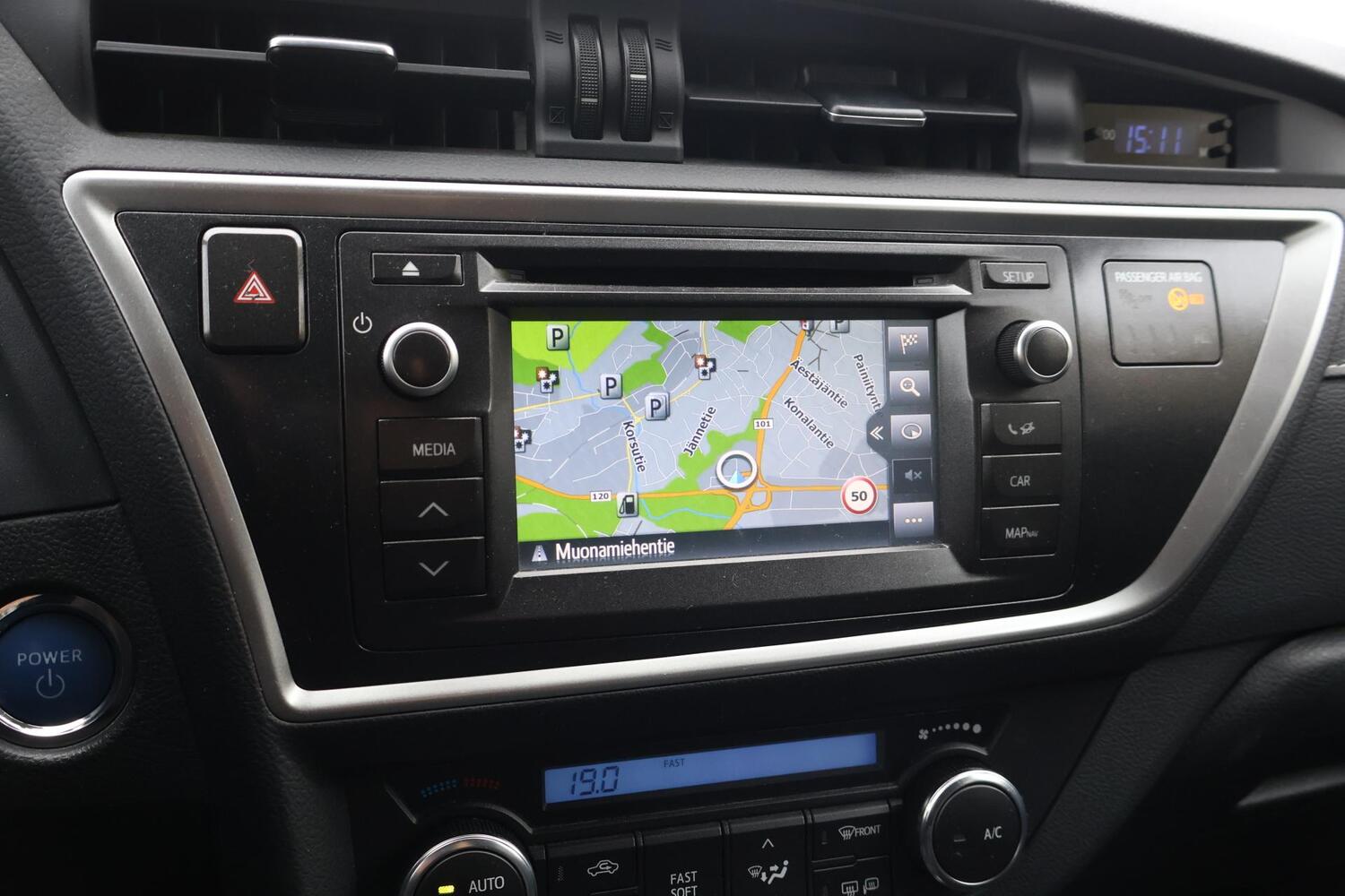 Toyota Auris vaihtoauto