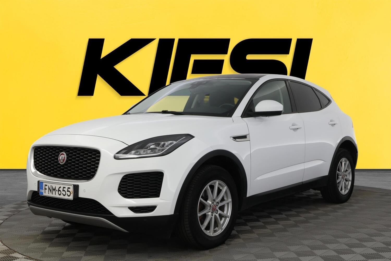Jaguar E-PACE vaihtoauto