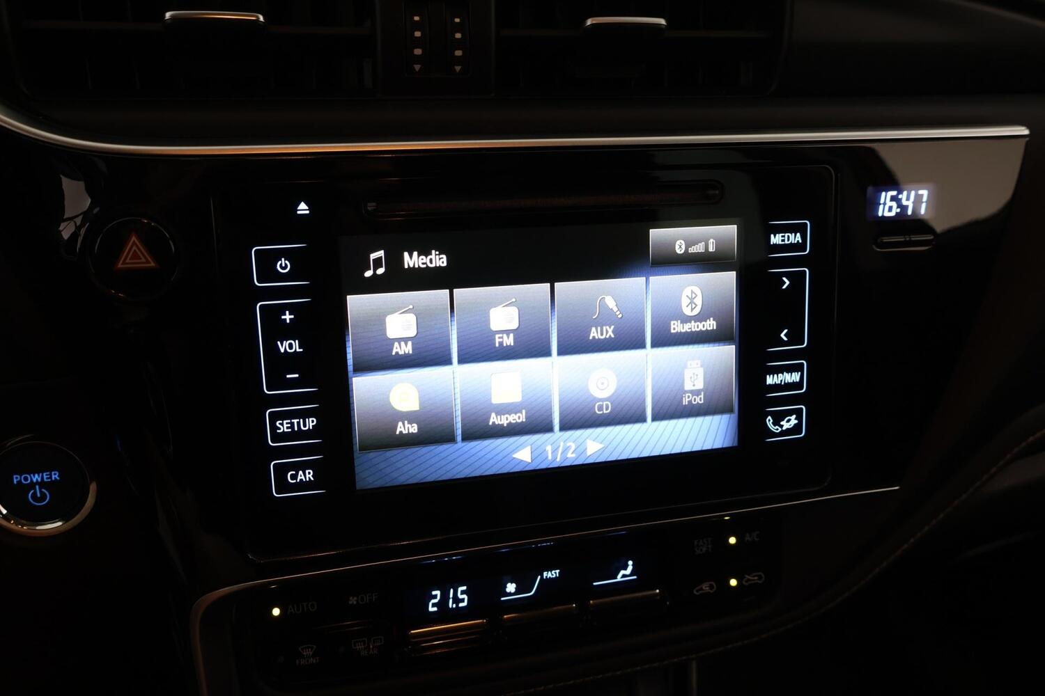 Toyota Auris vaihtoauto
