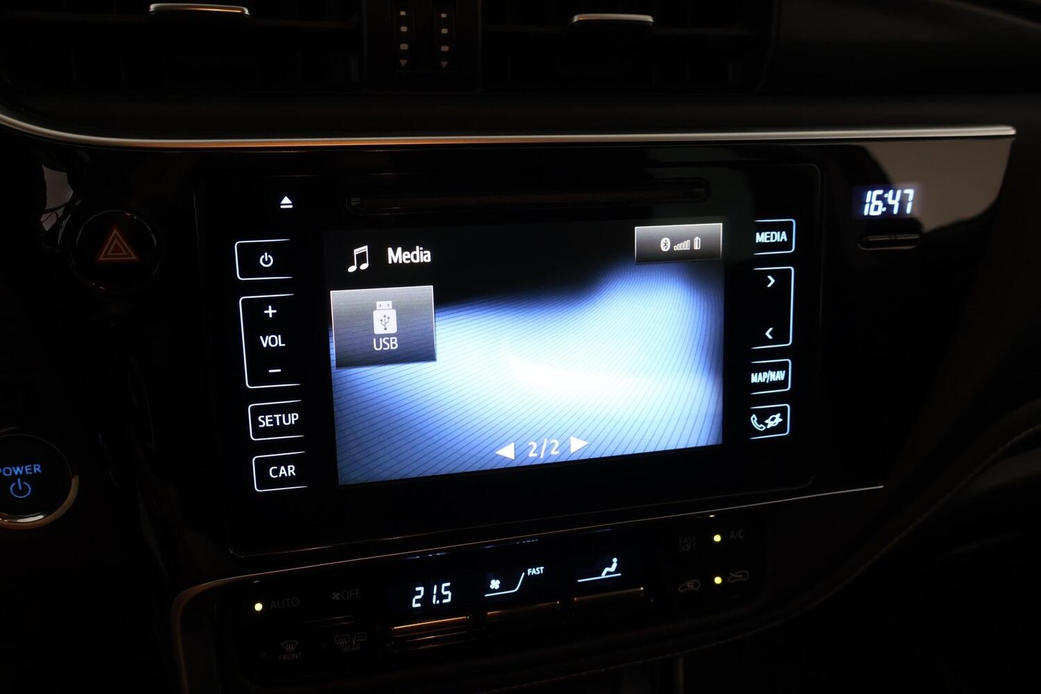 Toyota Auris vaihtoauto