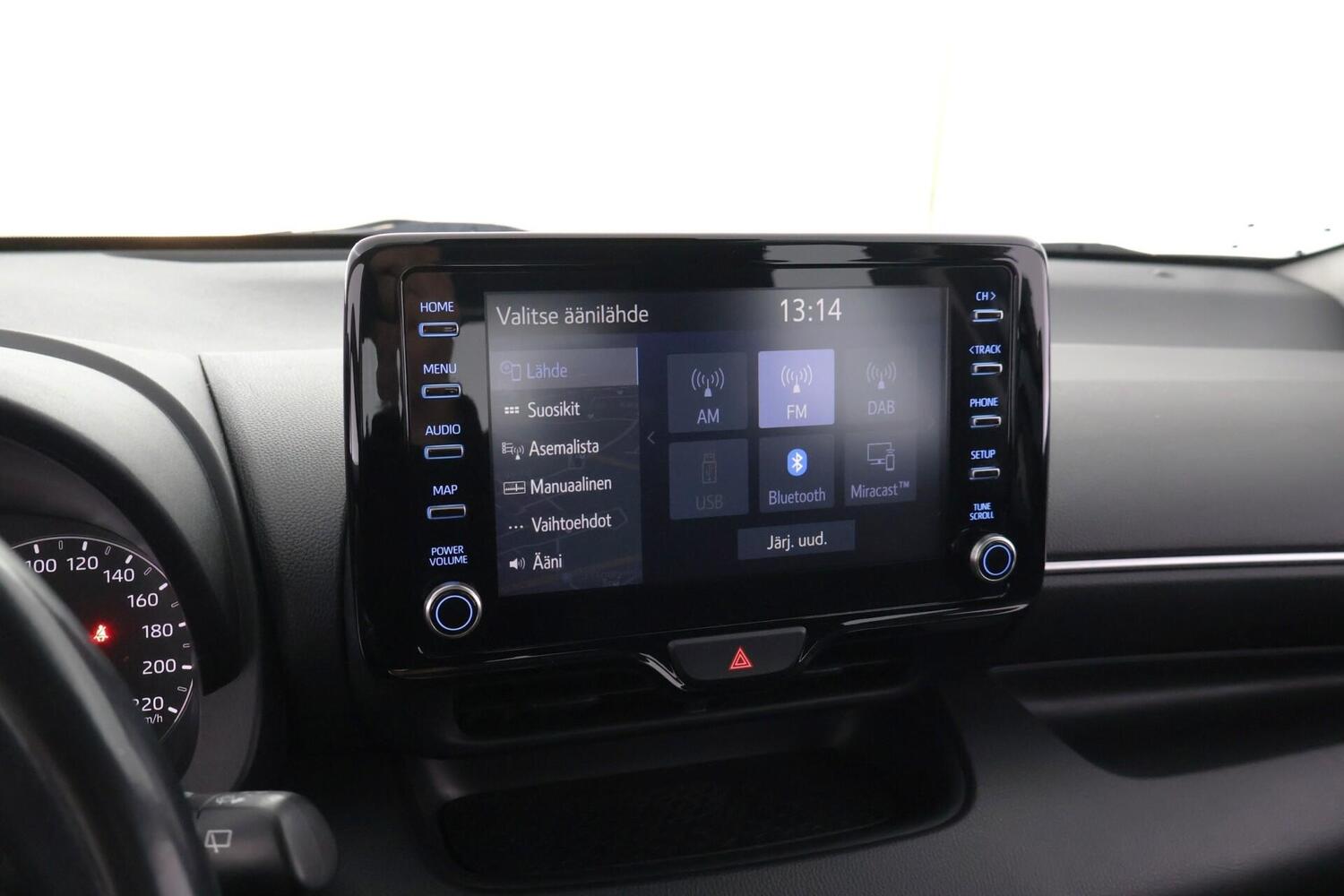 Toyota Yaris vaihtoauto