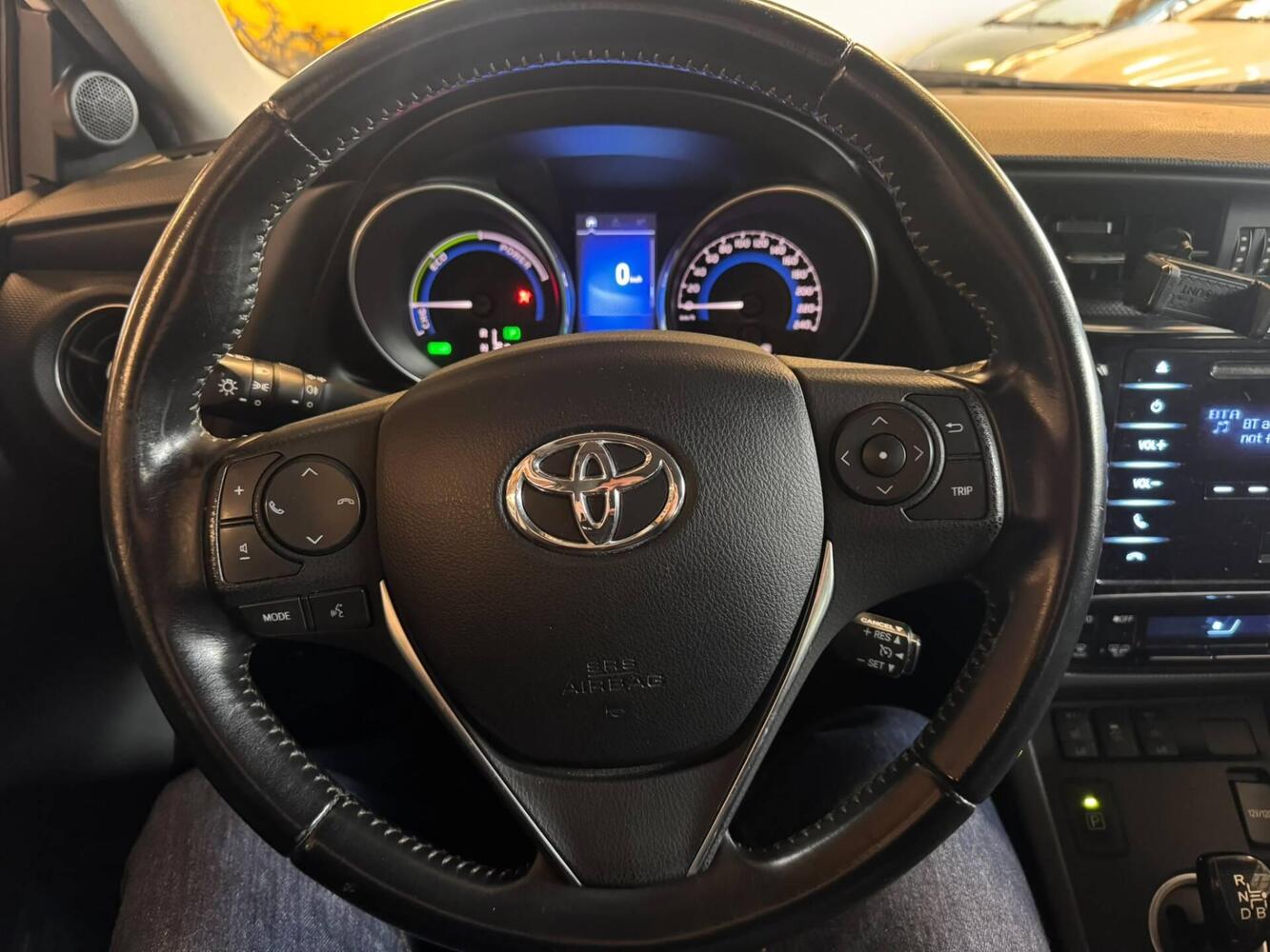 Toyota Auris vaihtoauto