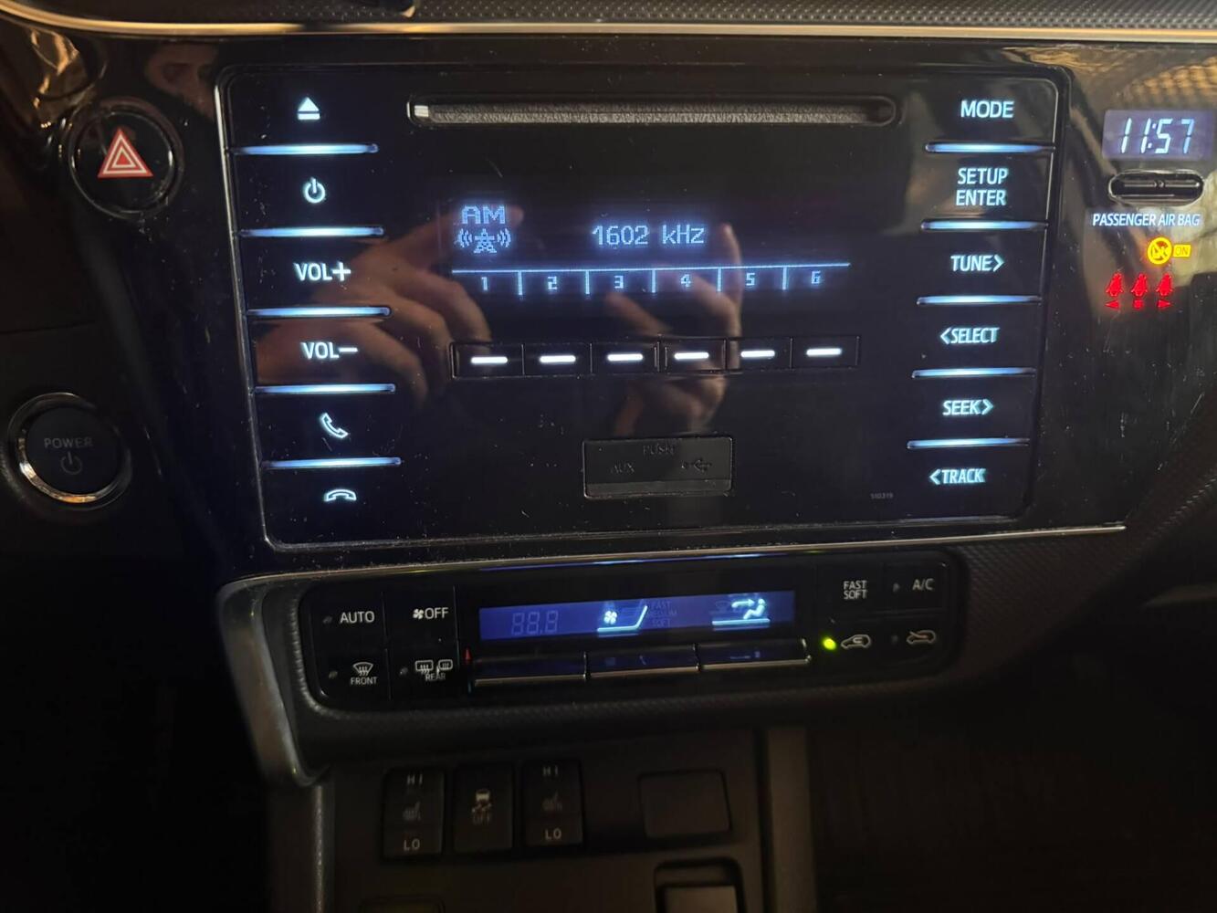 Toyota Auris vaihtoauto