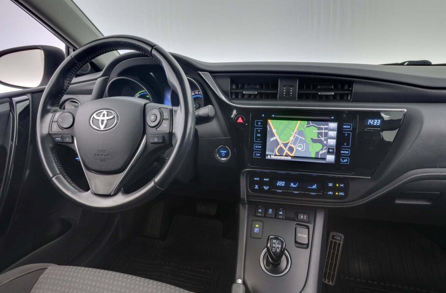 Toyota Auris vaihtoauto