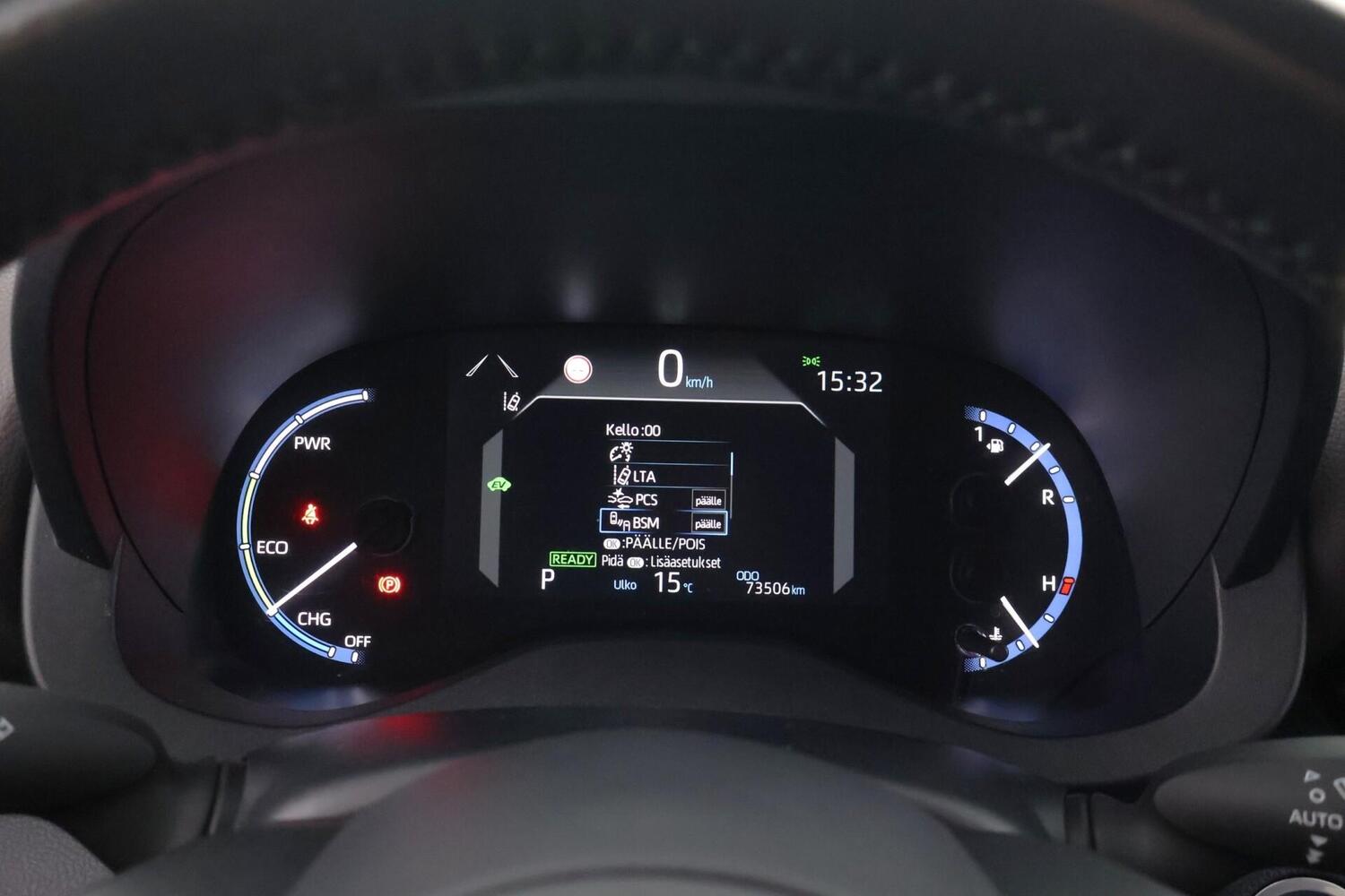 Toyota Yaris Cross vaihtoauto