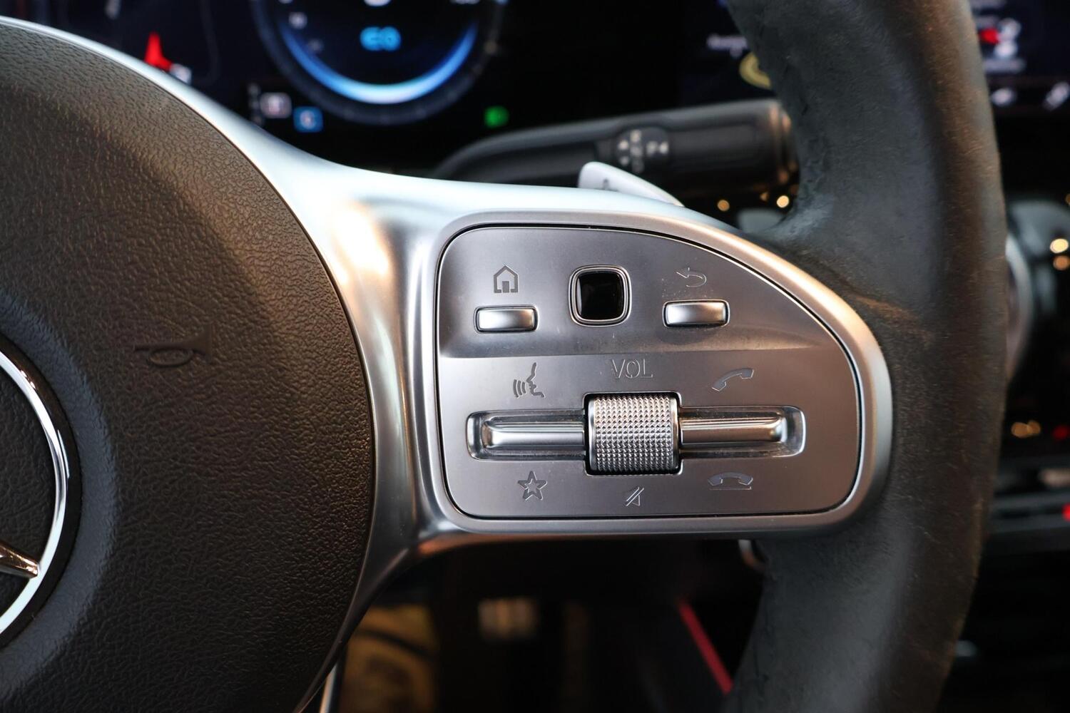 Mercedes-Benz EQA vaihtoauto