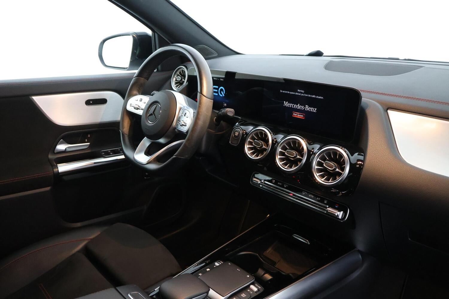 Mercedes-Benz EQA vaihtoauto