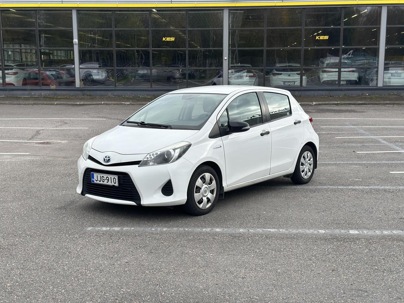 Toyota Yaris vaihtoauto