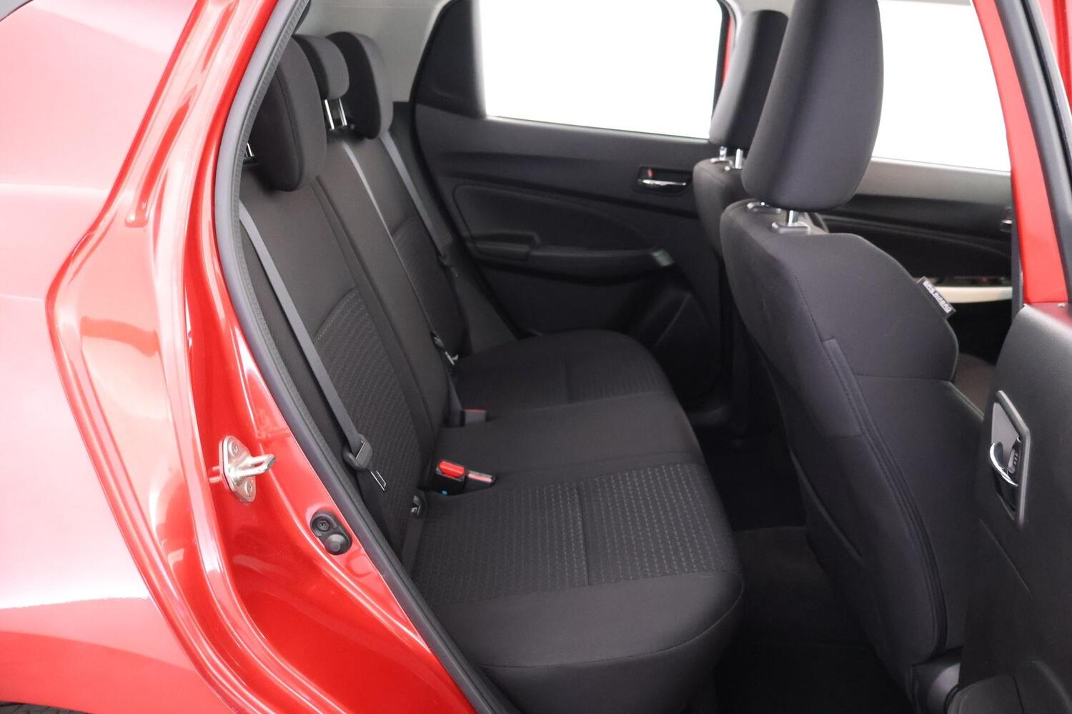 Suzuki Swift vaihtoauto