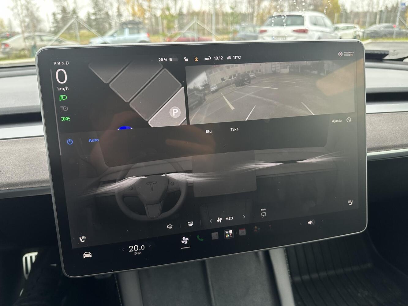 Tesla Model 3 vaihtoauto