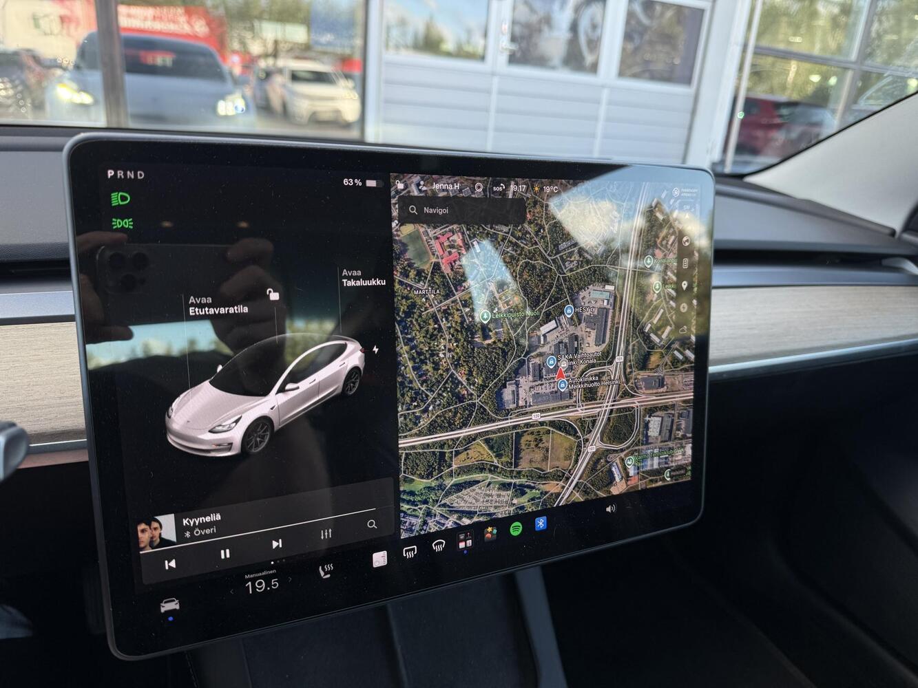 Tesla Model 3 vaihtoauto