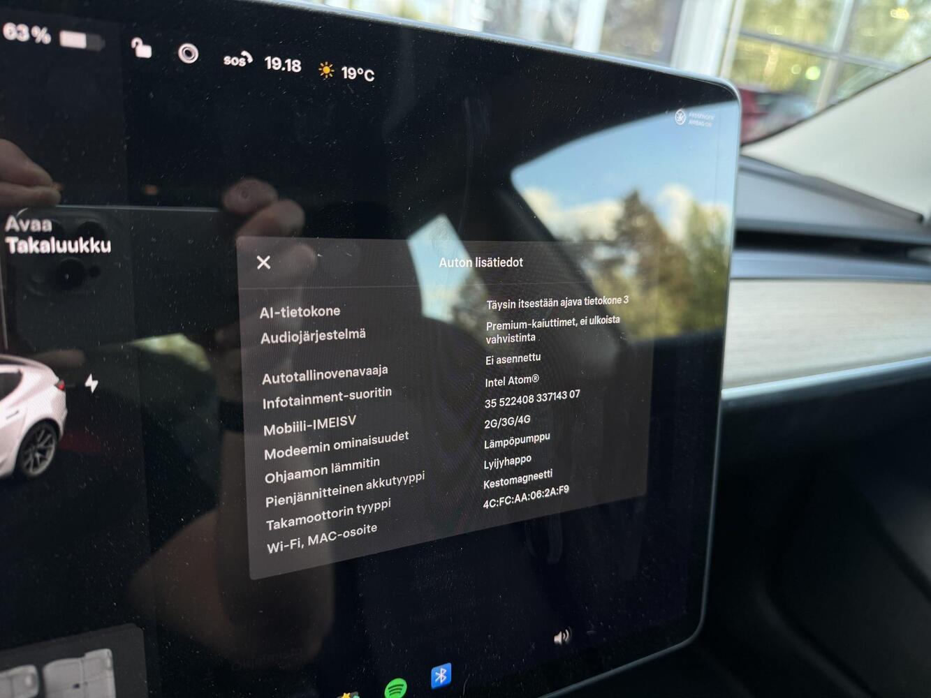 Tesla Model 3 vaihtoauto