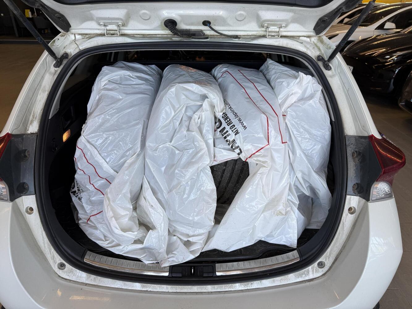 Toyota Auris vaihtoauto