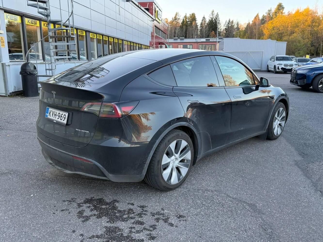 Tesla Model Y vaihtoauto