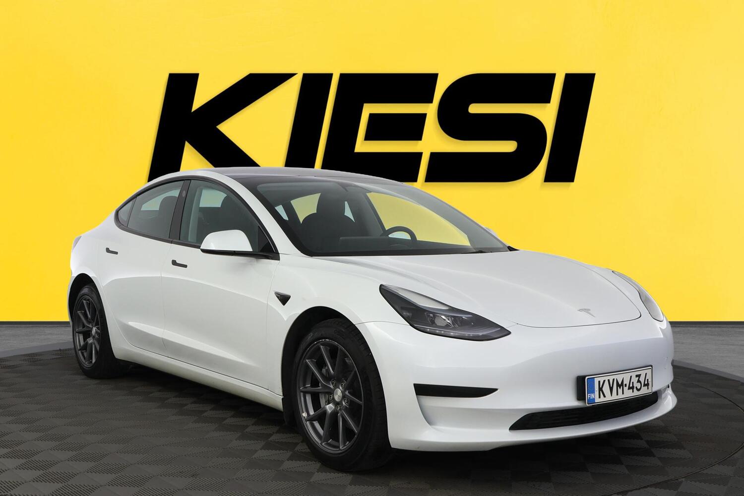 Tesla Model 3 vaihtoauto
