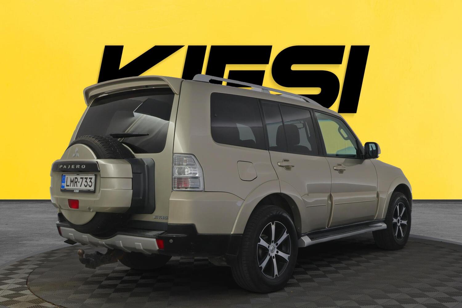 Mitsubishi Pajero vaihtoauto