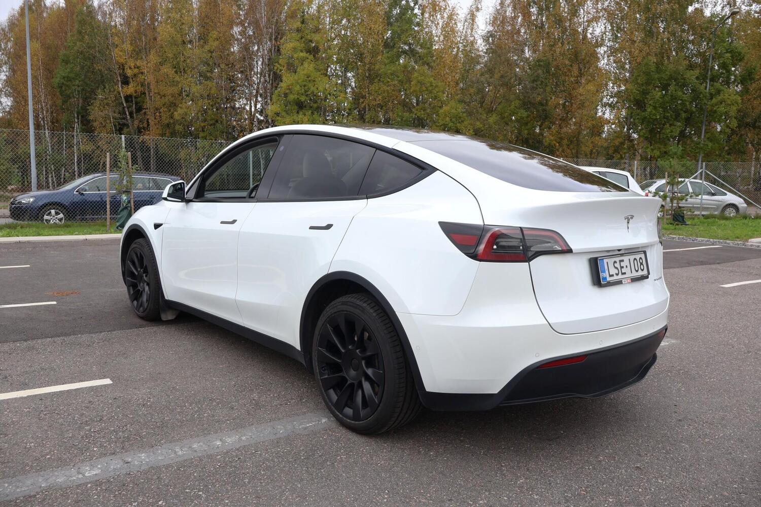 Tesla Model Y vaihtoauto