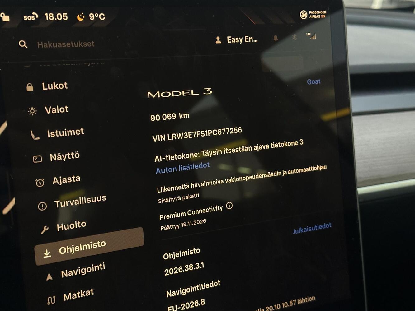 Tesla Model 3 vaihtoauto