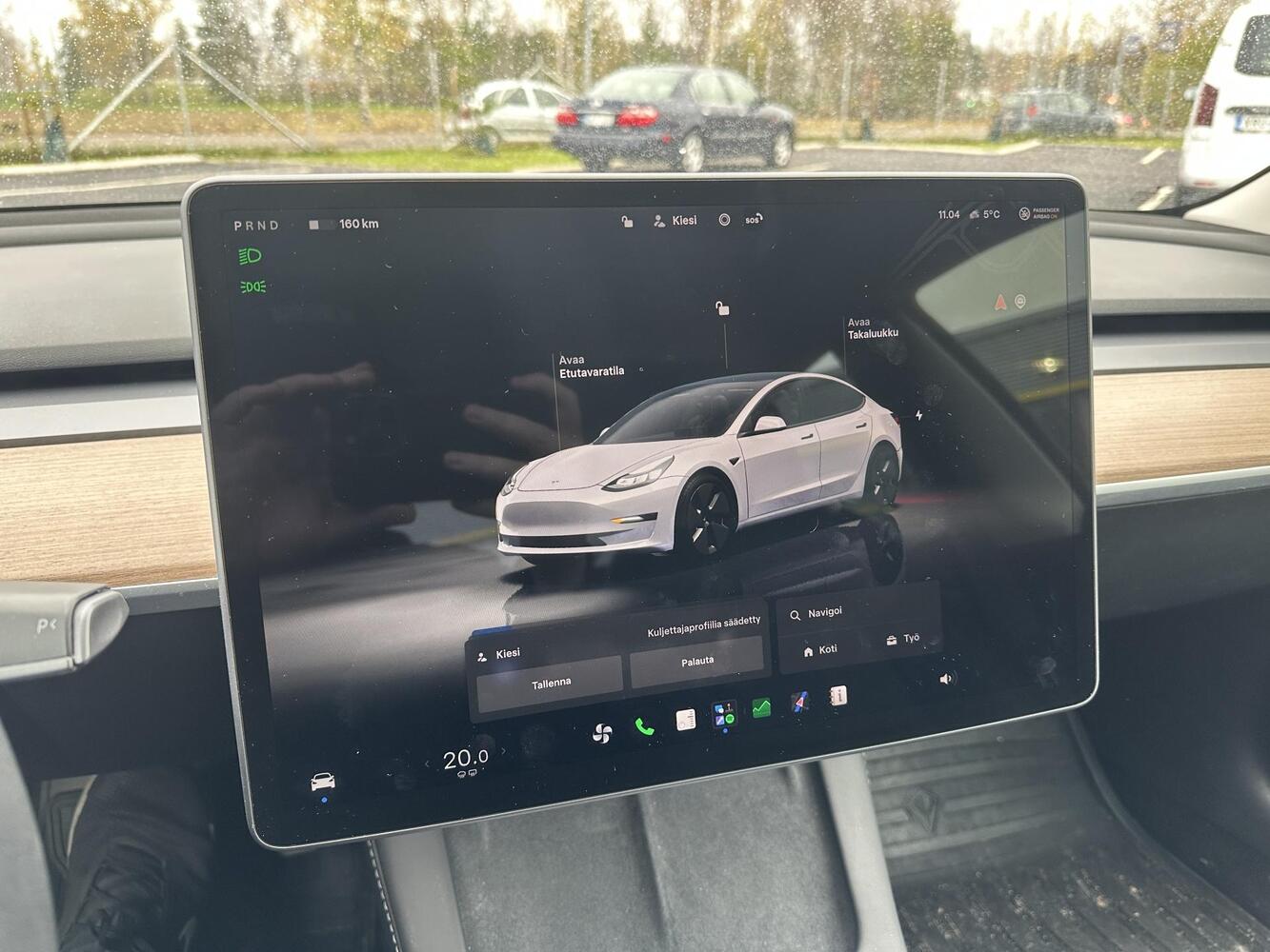 Tesla Model 3 vaihtoauto