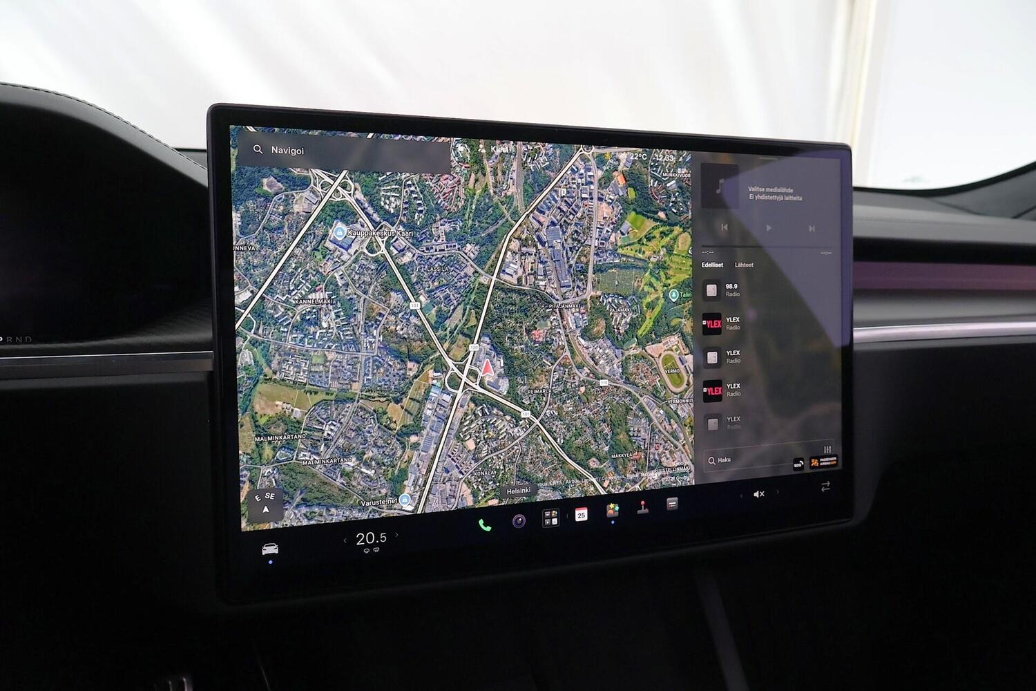 Tesla Model S vaihtoauto