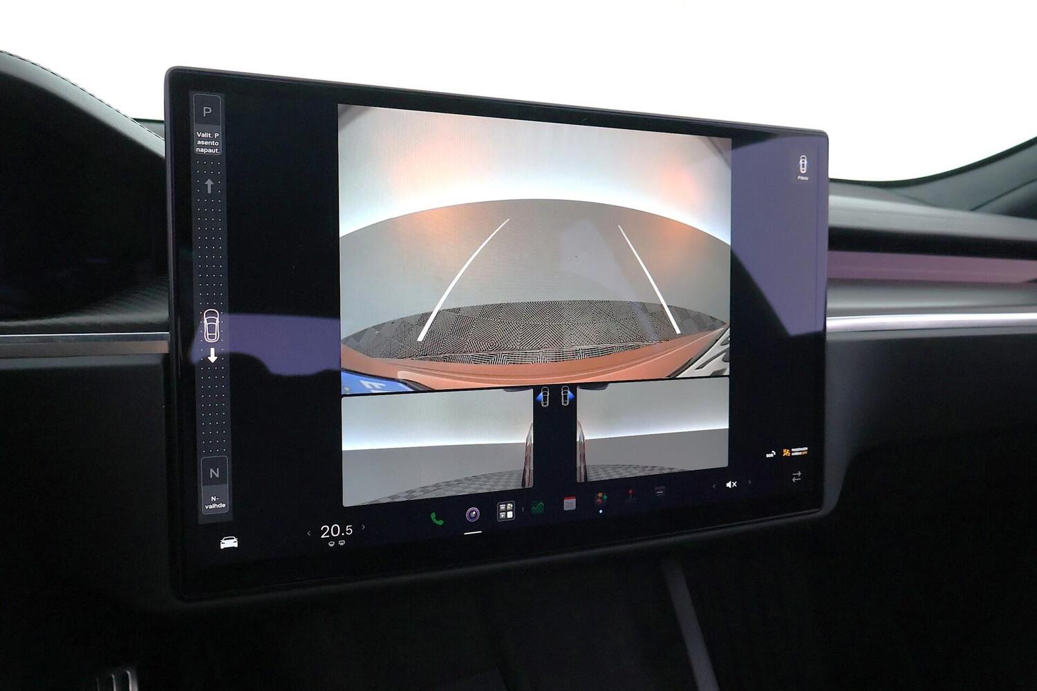 Tesla Model S vaihtoauto