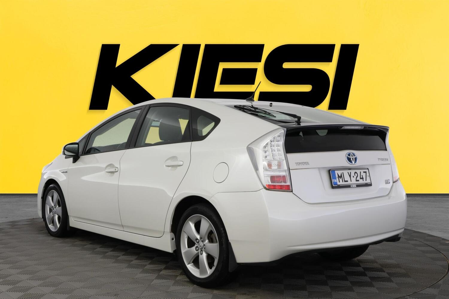 Toyota Prius vaihtoauto