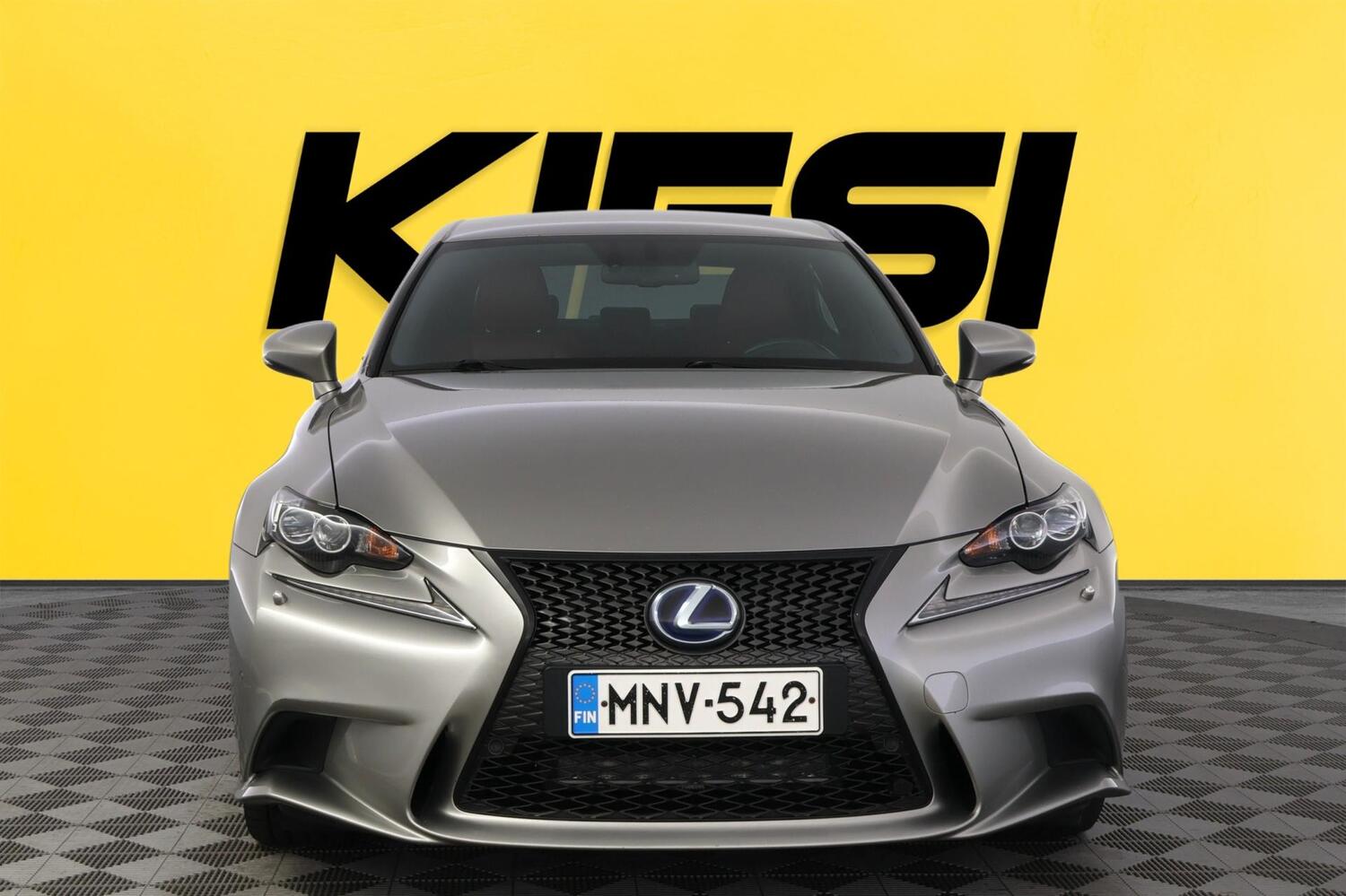 Lexus IS vaihtoauto
