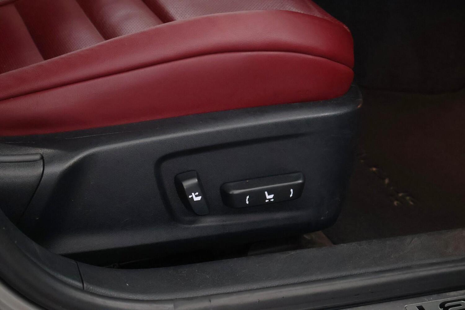 Lexus IS vaihtoauto
