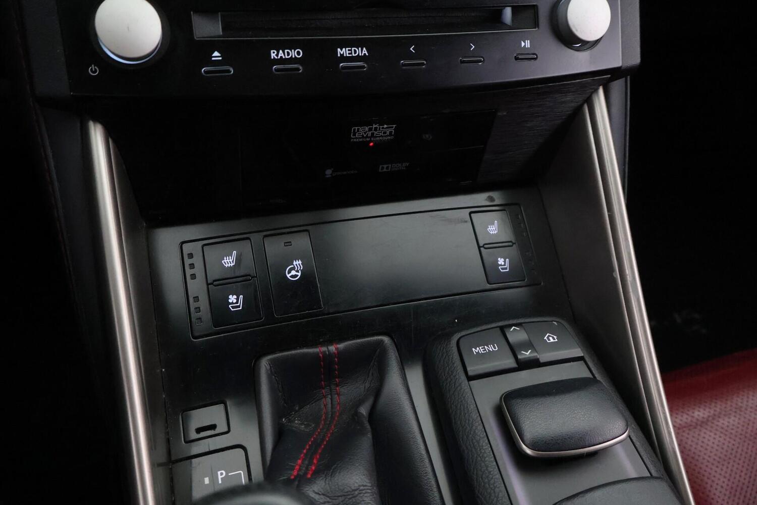 Lexus IS vaihtoauto