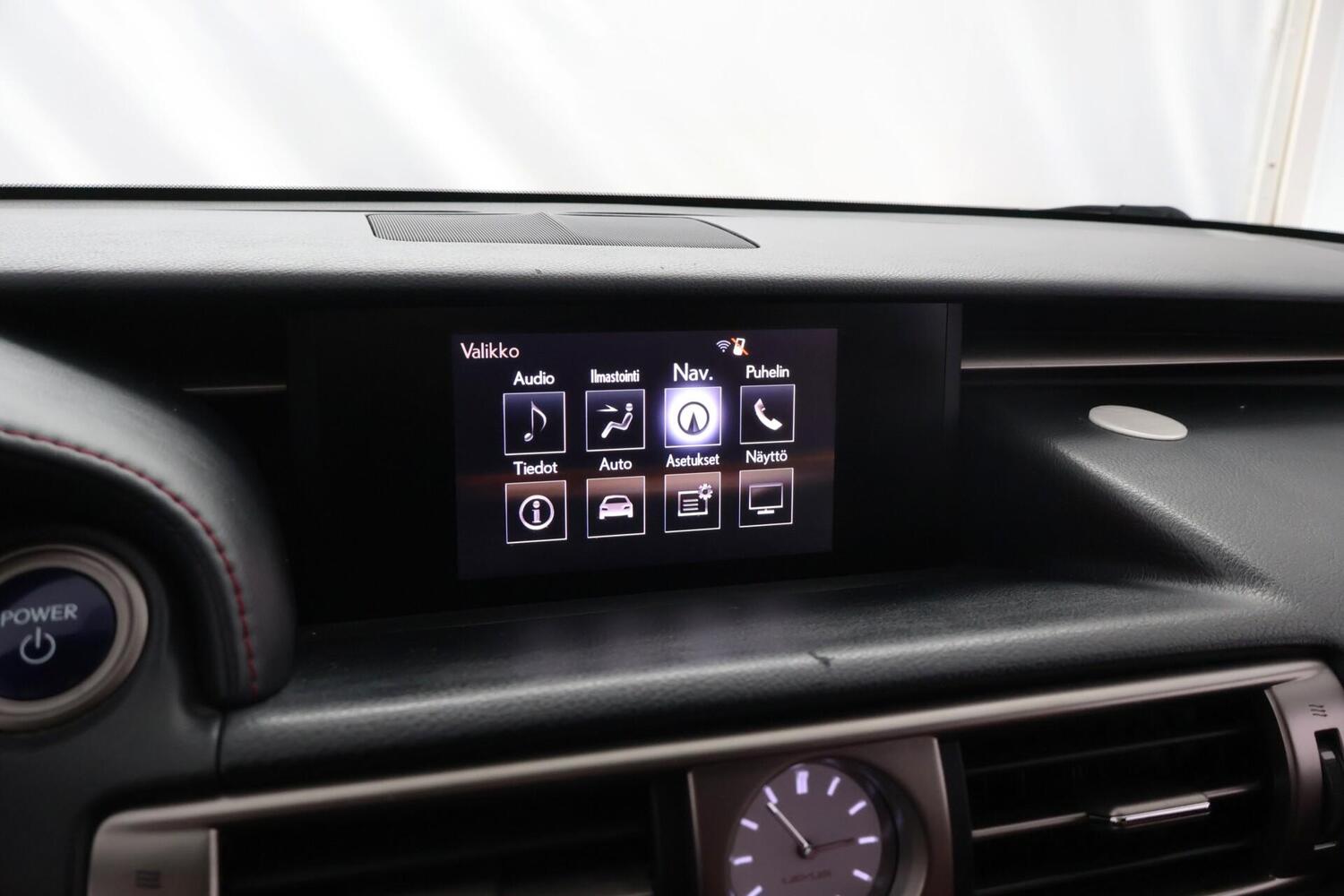 Lexus IS vaihtoauto